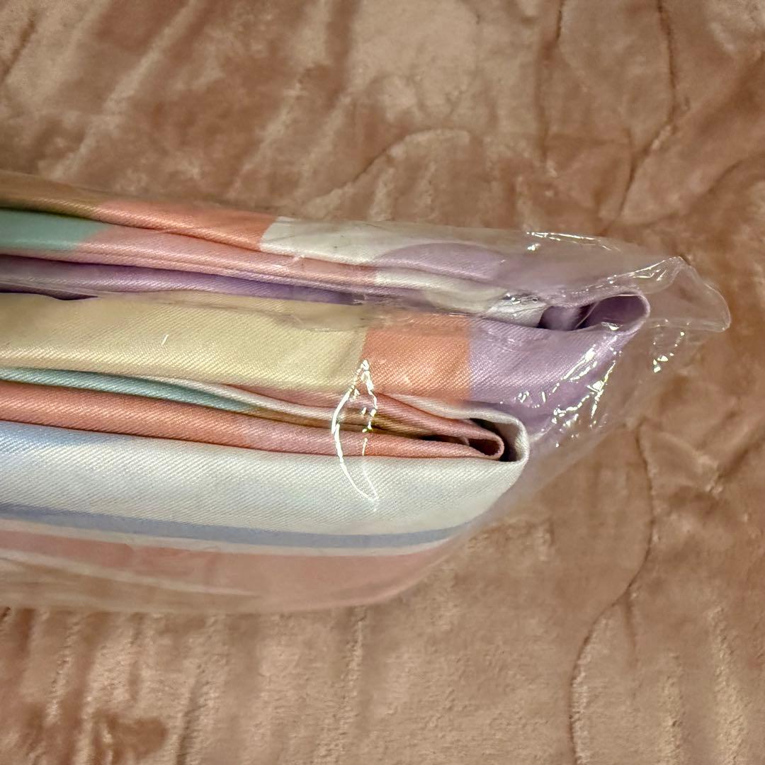 ディズニーランド　イッツ・ア・スモールワールド　カーテン　新品未使用