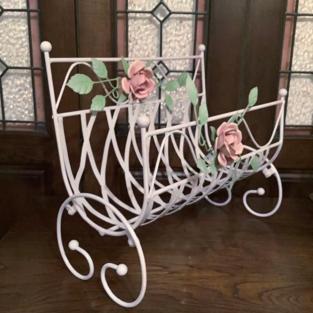 アイアン　薔薇　マガジンラック　ホワイト家具
