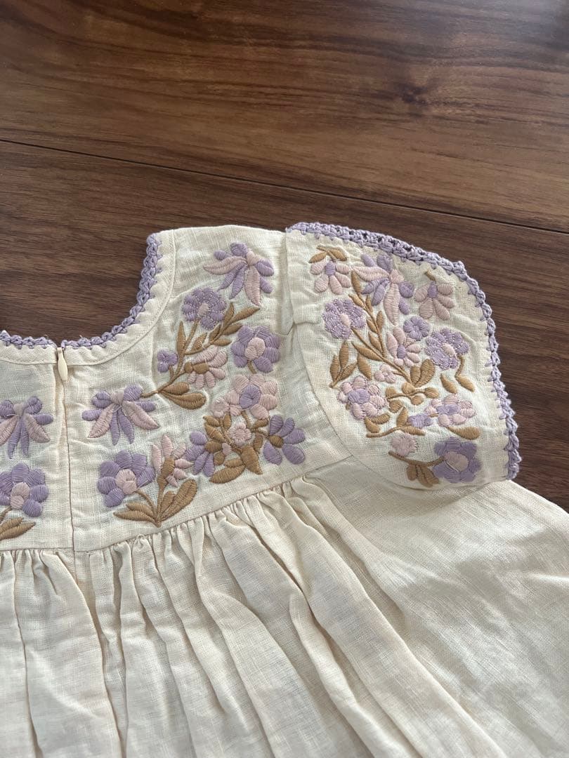 新品未使用　Apolina MTO stevie dress 5-7y