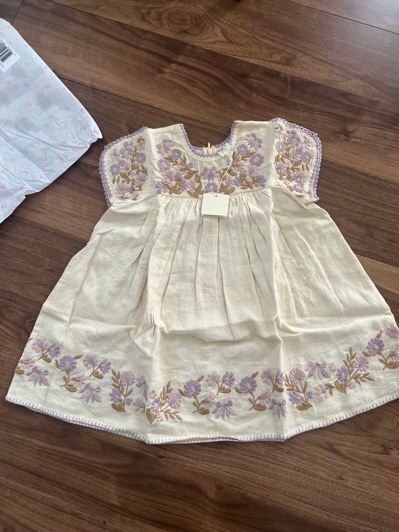 新品未使用　Apolina MTO stevie dress 5-7y