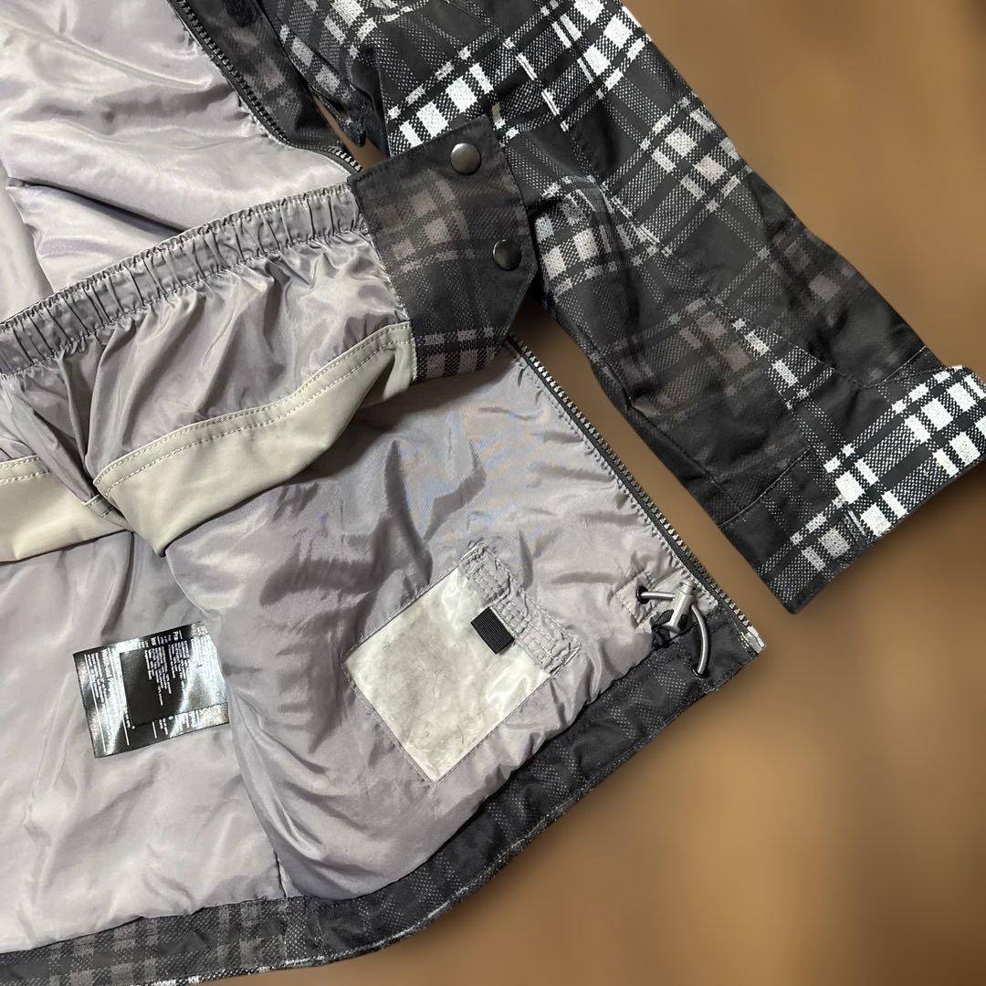 BURTON スノボウェア男性用Mサイズ