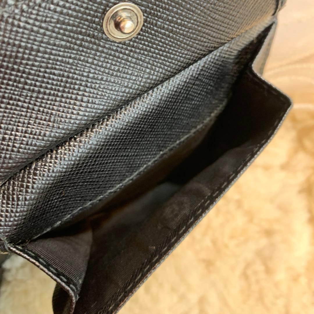 PRADA サフィアーノマルティックレザー 二つ折り財布 ブラック 2M0738