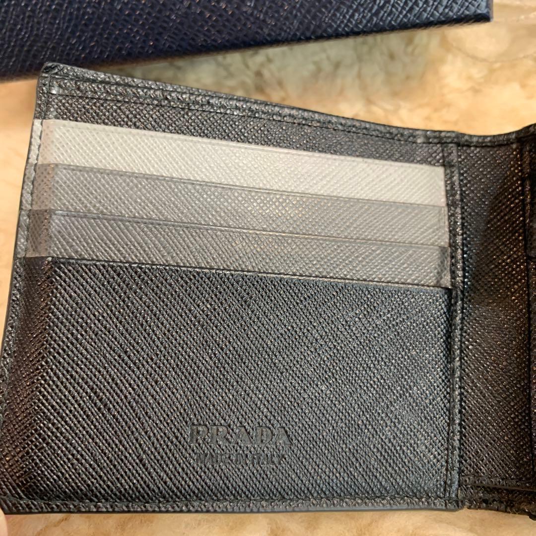 PRADA サフィアーノマルティックレザー 二つ折り財布 ブラック 2M0738