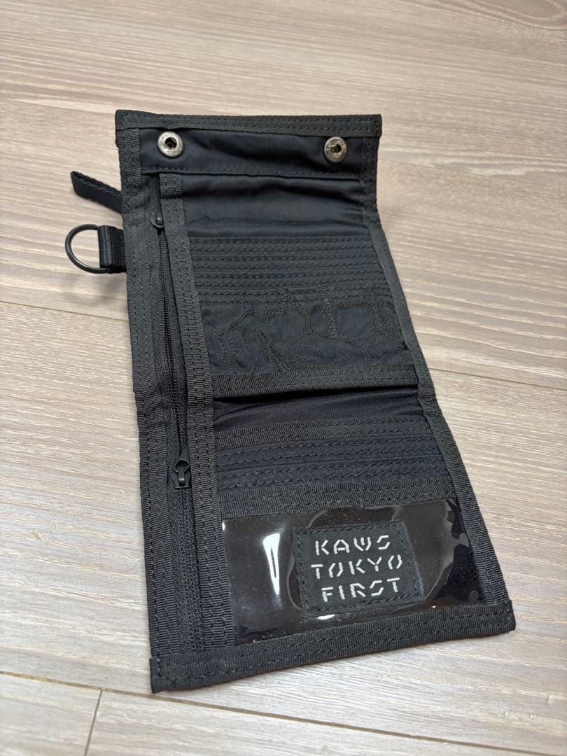 未使用PORTER × KAWS カウズ 即完売財布 黒色 BLACK