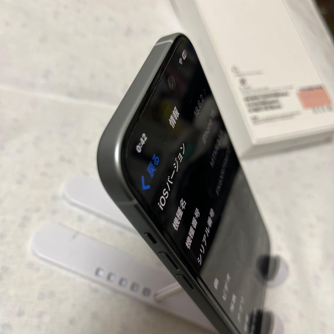 【美品中古】Apple iPhone 15 本体 128GB ブルーSIMフリー