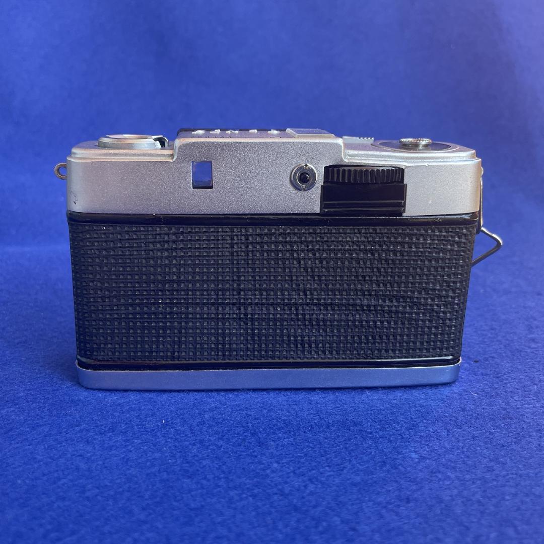 Olympus Pen D2 フィルムカメラ