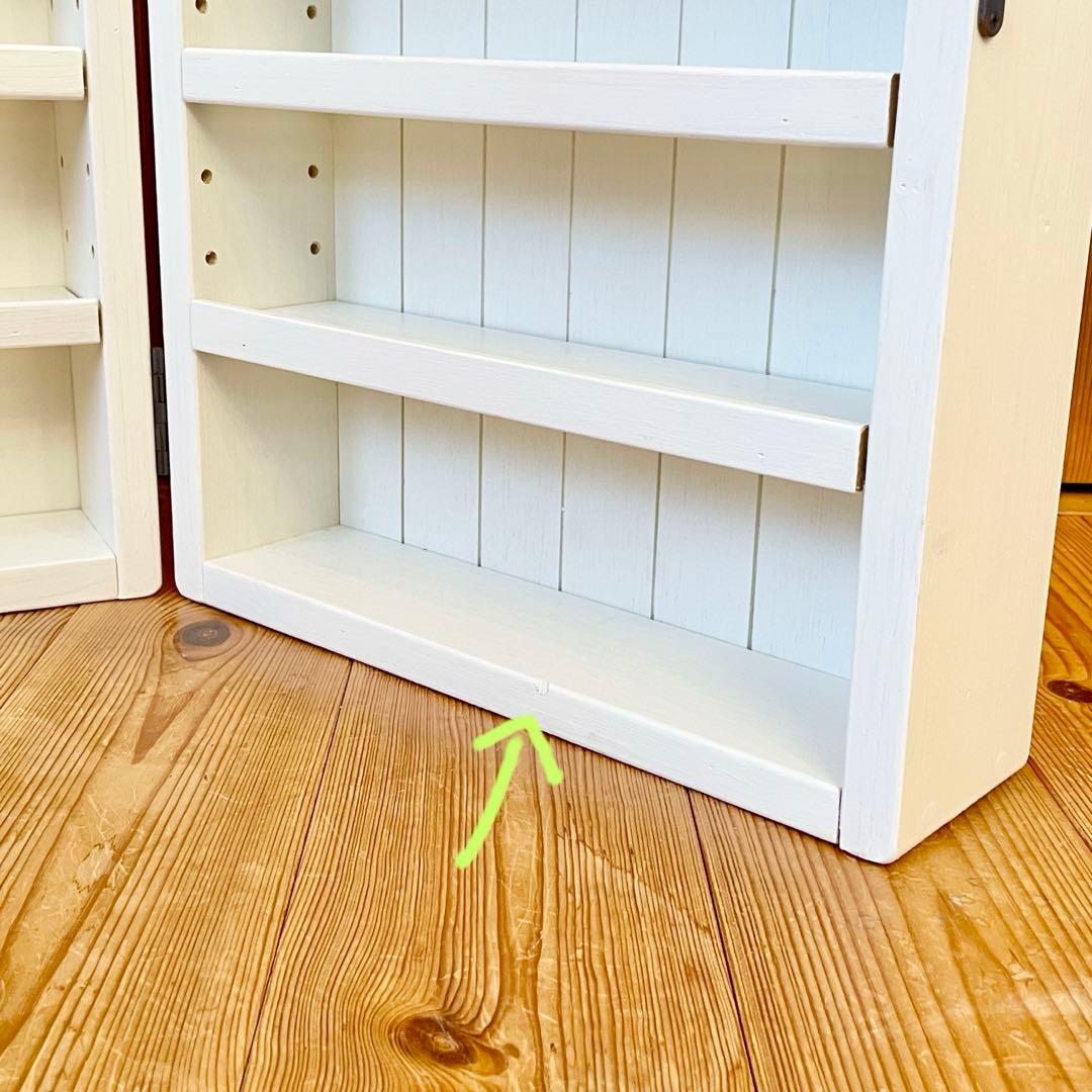 斜め棚にも！イベント什器　可動棚　片開き　カスタマイズ　ディスプレイ　トランク型
