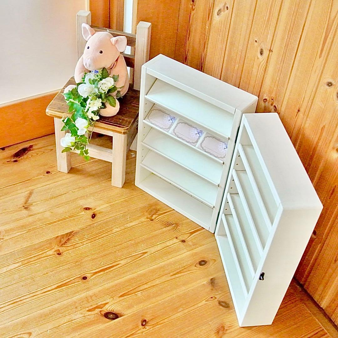 斜め棚にも！イベント什器　可動棚　片開き　カスタマイズ　ディスプレイ　トランク型