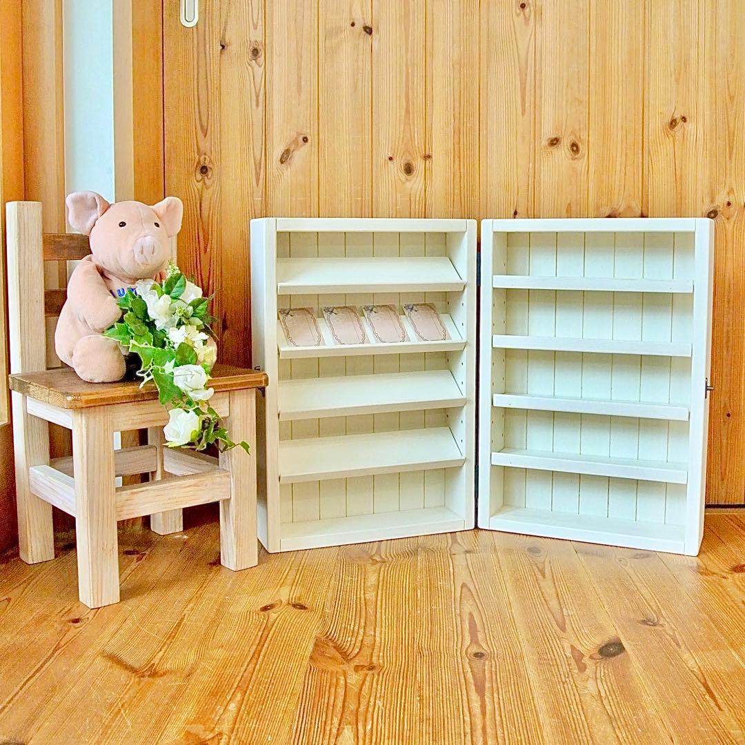 斜め棚にも！イベント什器　可動棚　片開き　カスタマイズ　ディスプレイ　トランク型