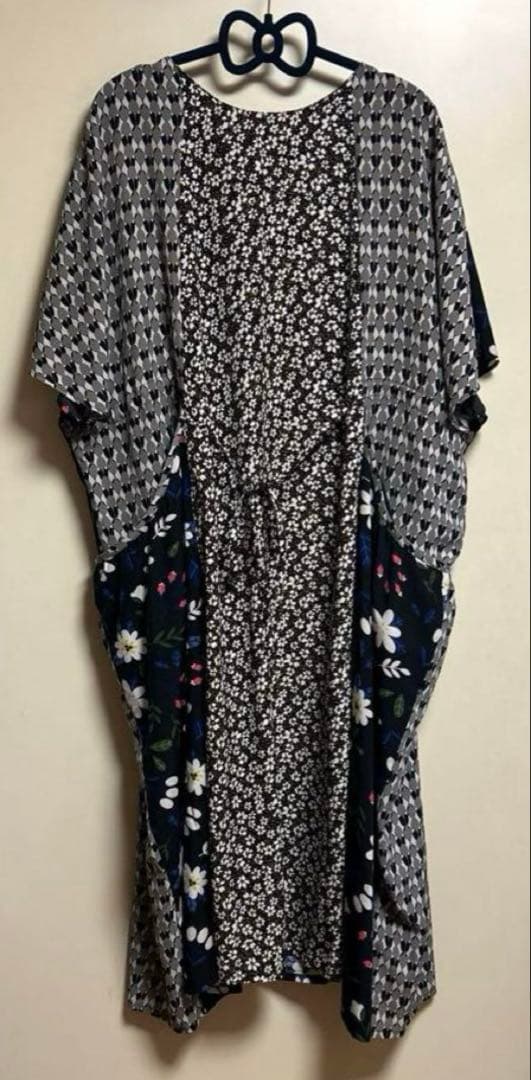 as knou as オオラカ　半袖ワンピース【19号】