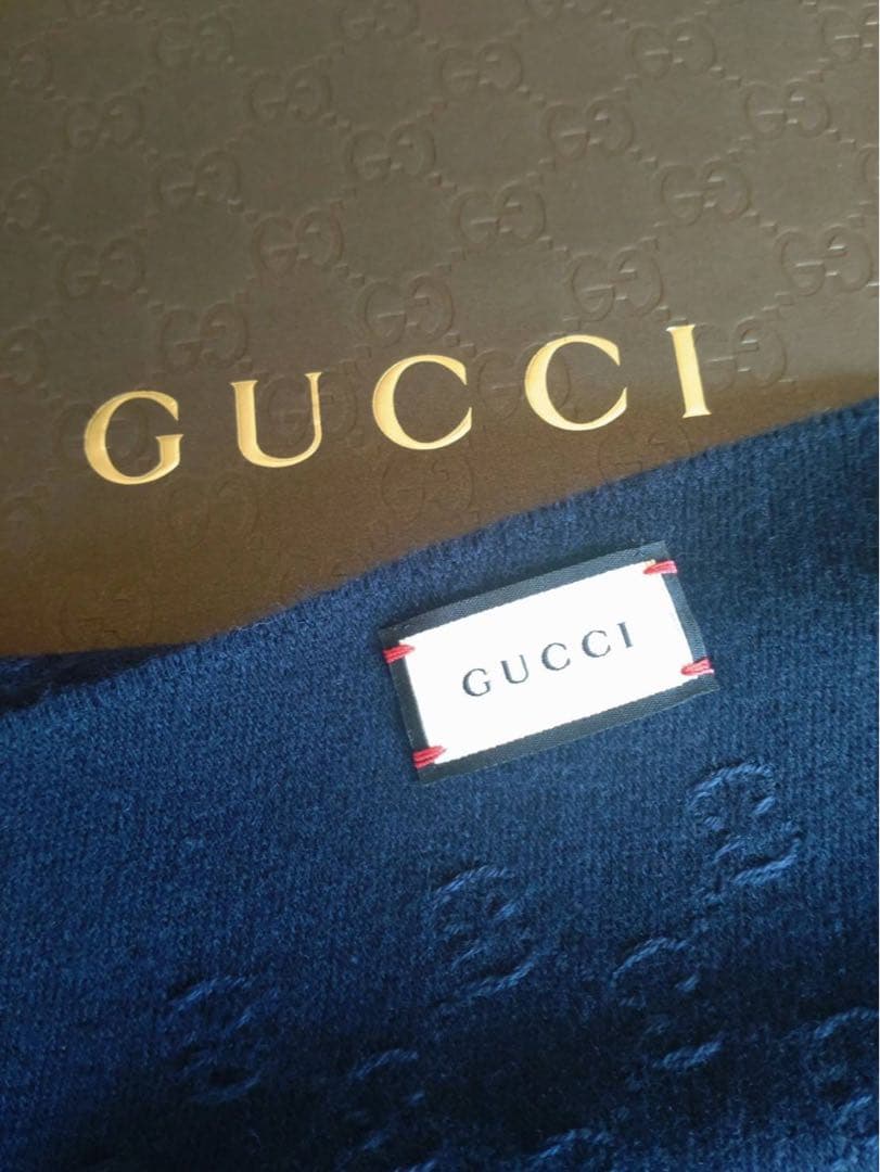 GUCCI ネイビー GGパターン マフラー