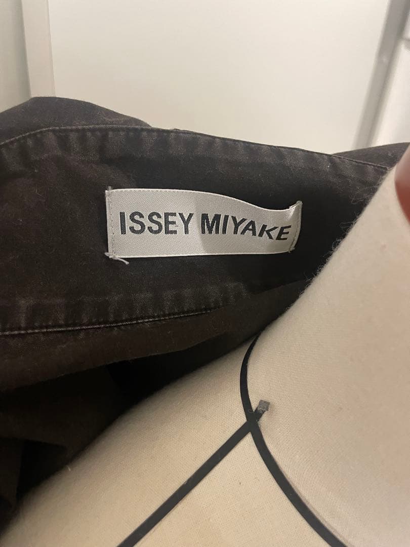 イッセミヤケ　ポンチョ・ケープコート