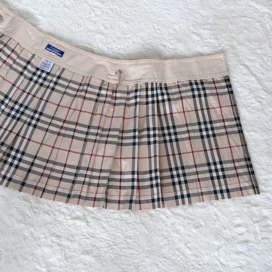 【バーバリーブルーレーベル】ベルトラッププリーツスカート ベージュノバチェック