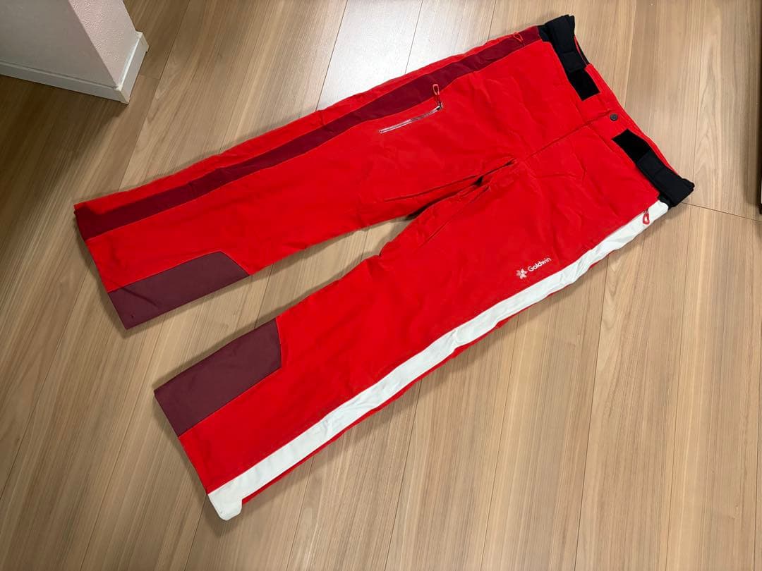 ★定価10万★お洒落　ゴールドウィン　スキーウエア 上下セットSAJ デモ技術選