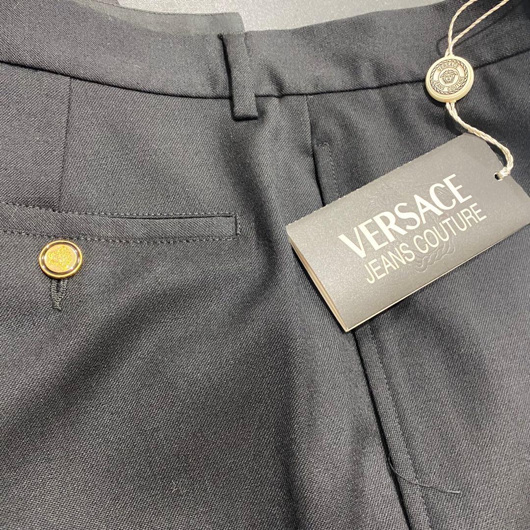 新品　ヴェルサーチ　メンズ　パンツ　スラックス　メデューサ　48　チャームタグ付