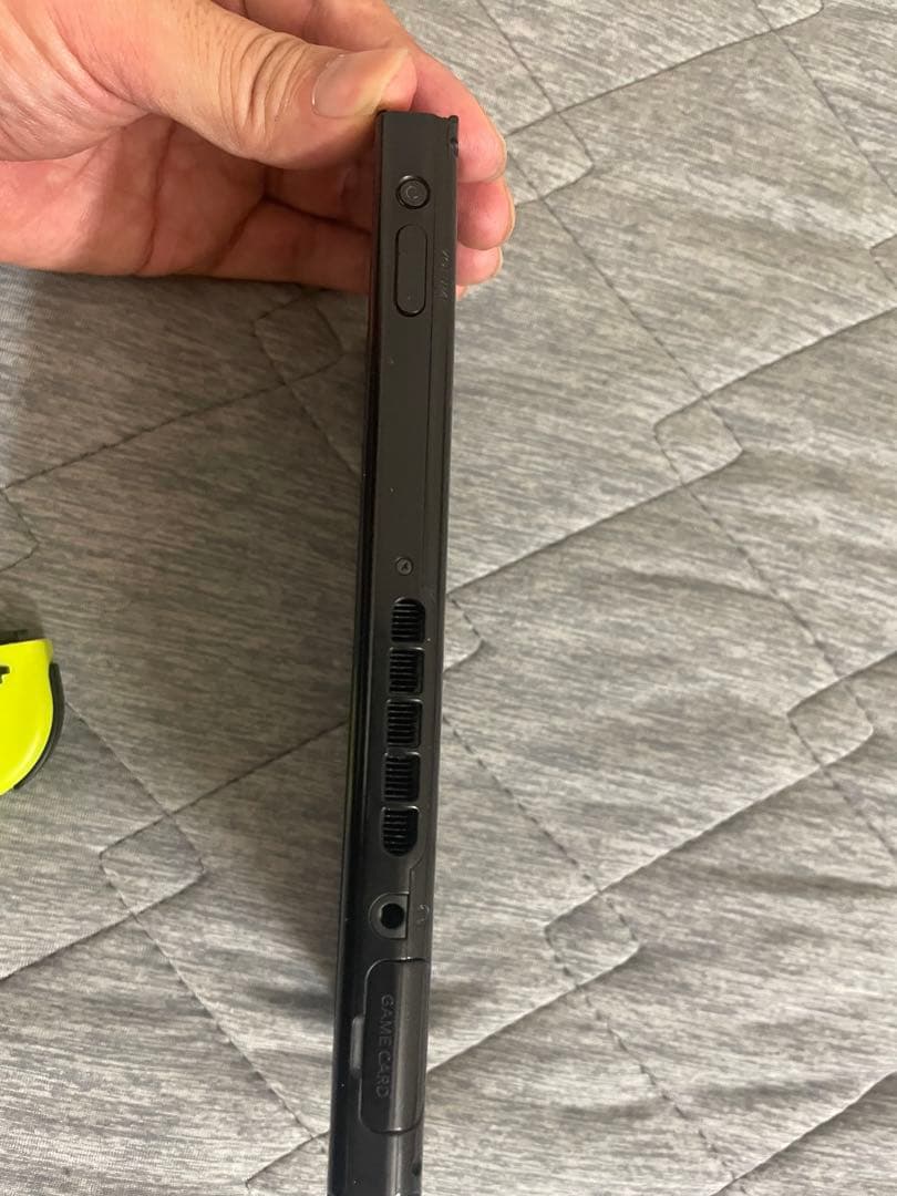 中古　Nintendo Switch　※説明を一読ください。