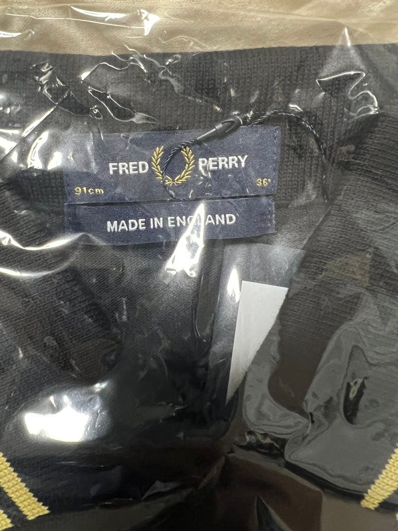 FRED PERRY ブラックポロシャツ サイズ36 半袖