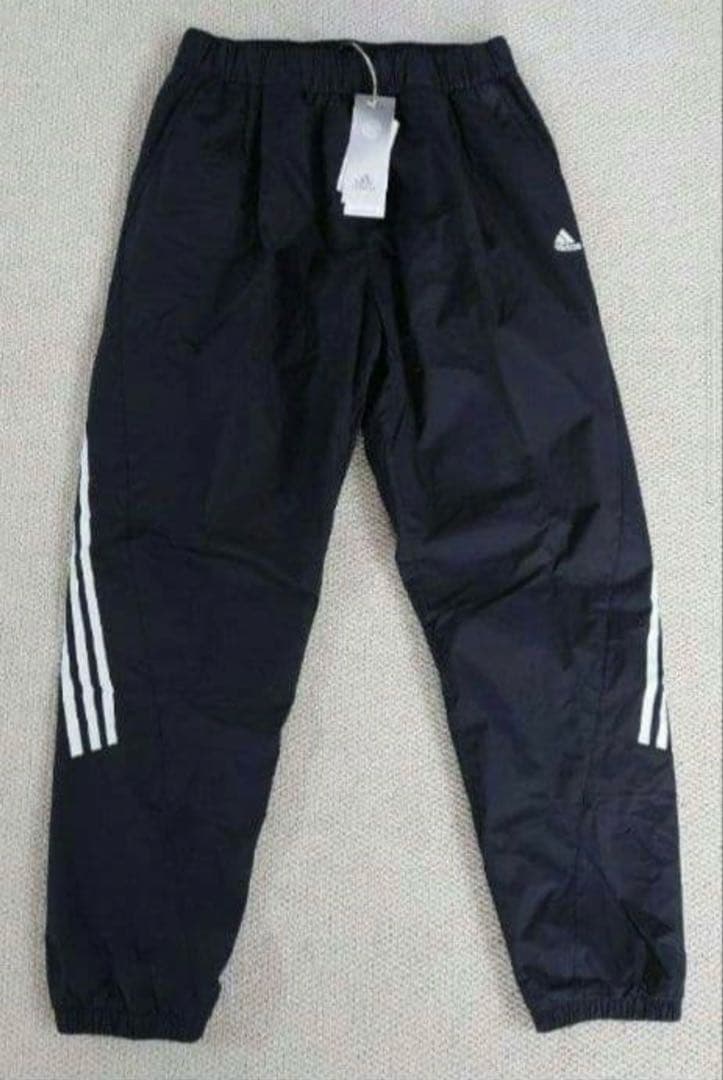 アディダス　裏起毛　ウインドブレーカー上下　ブラック　レディースL 新品未使用