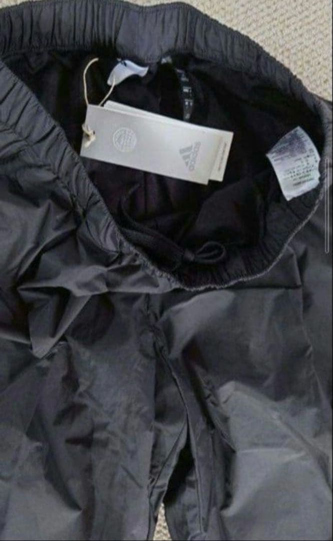 アディダス　裏起毛　ウインドブレーカー上下　ブラック　レディースL 新品未使用