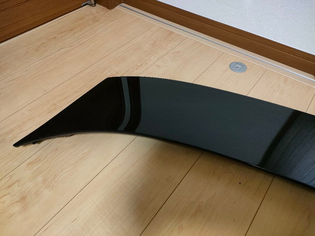 プリウス 50系 純正 トランクスポイラー 前期 黒