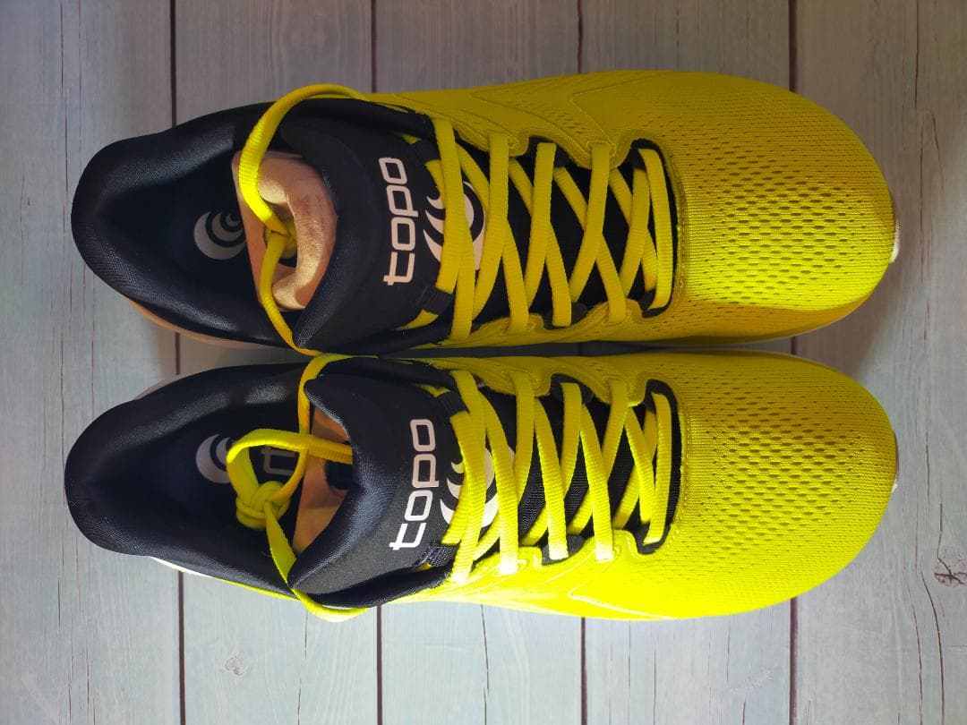 トポアスレチック TOPO ATHLETIC PHANTOM 2 未使用品