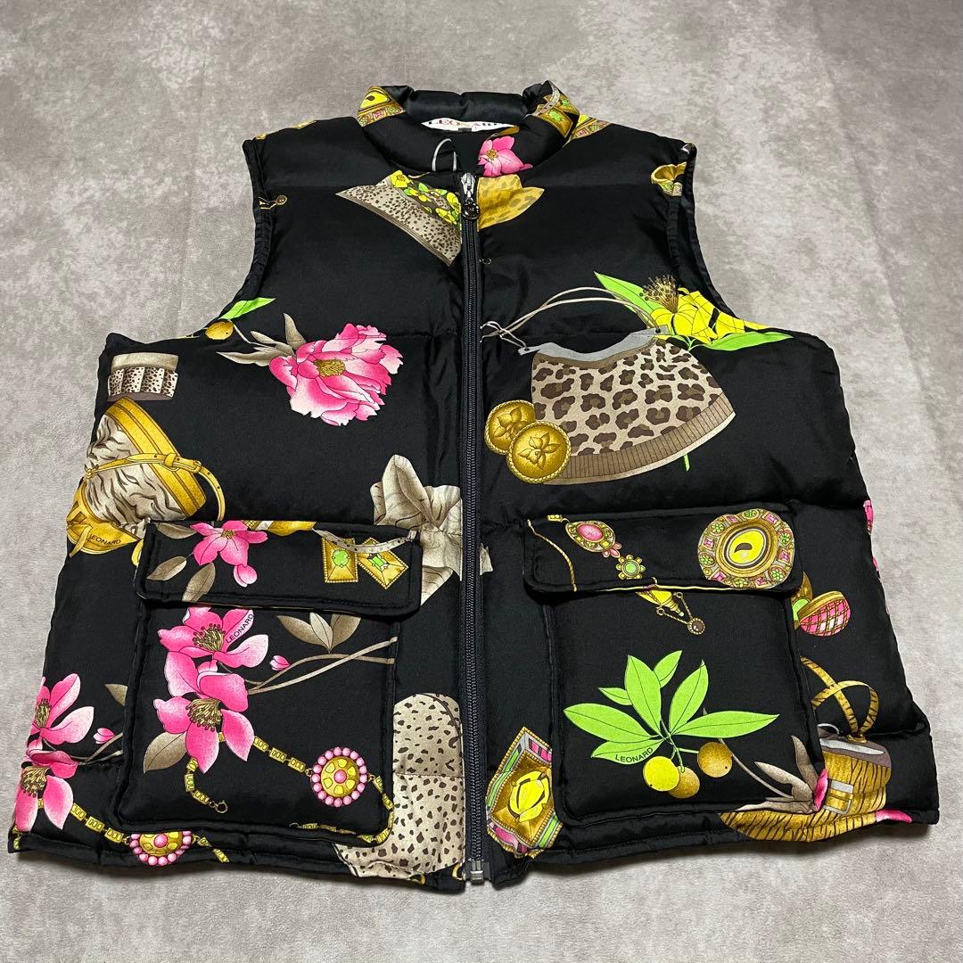 希少　レオナールスポーツ　LEONARD （M） ダウンベスト　花柄　シルク　黒