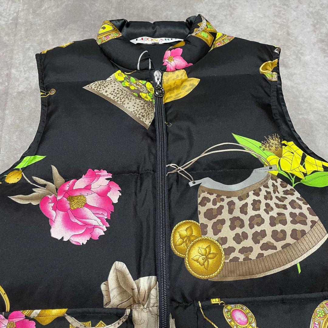 希少　レオナールスポーツ　LEONARD （M） ダウンベスト　花柄　シルク　黒