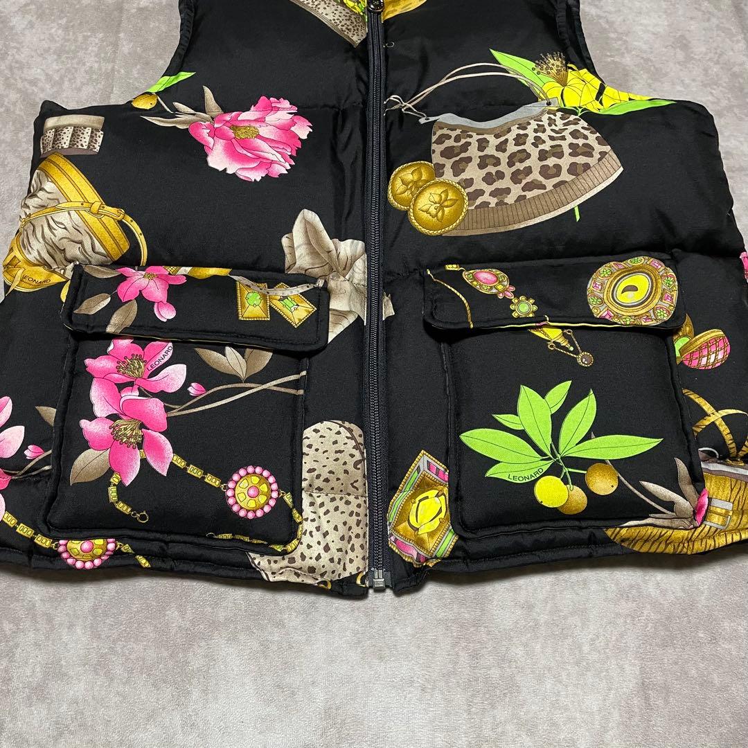 希少　レオナールスポーツ　LEONARD （M） ダウンベスト　花柄　シルク　黒