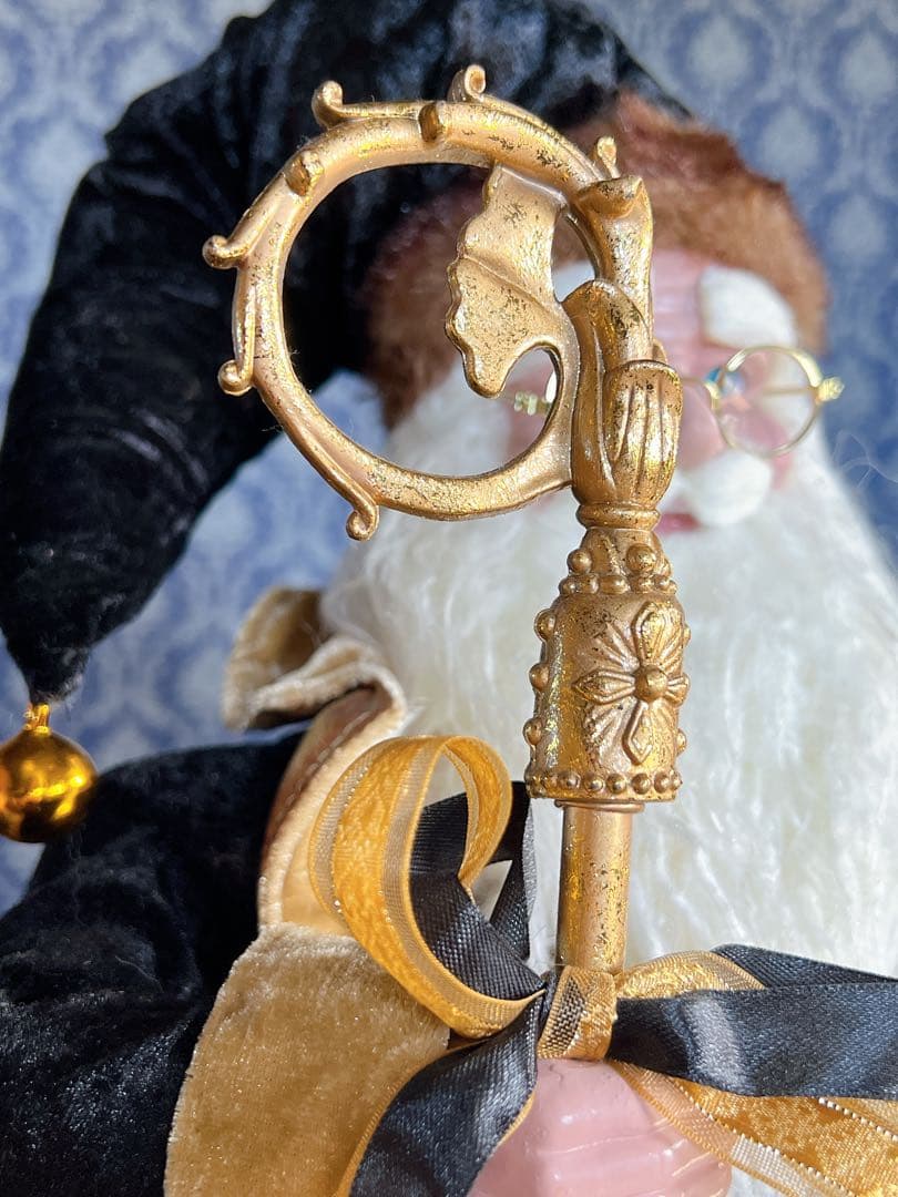 【期間限定値下げ】ブラック　サンタクロース　クリスマス　置物　人形