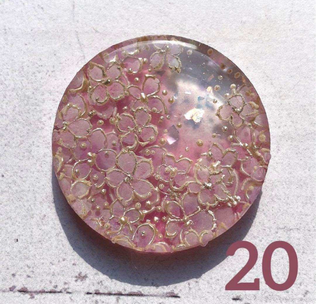 あやぽん✿プロフ必読下さい。 フラワーハンドメイドレジンヘアゴム17