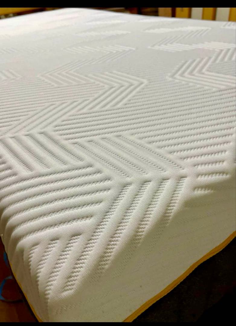 【アウトレット】　マットレス　ラグジュアリー　シングルサイズ