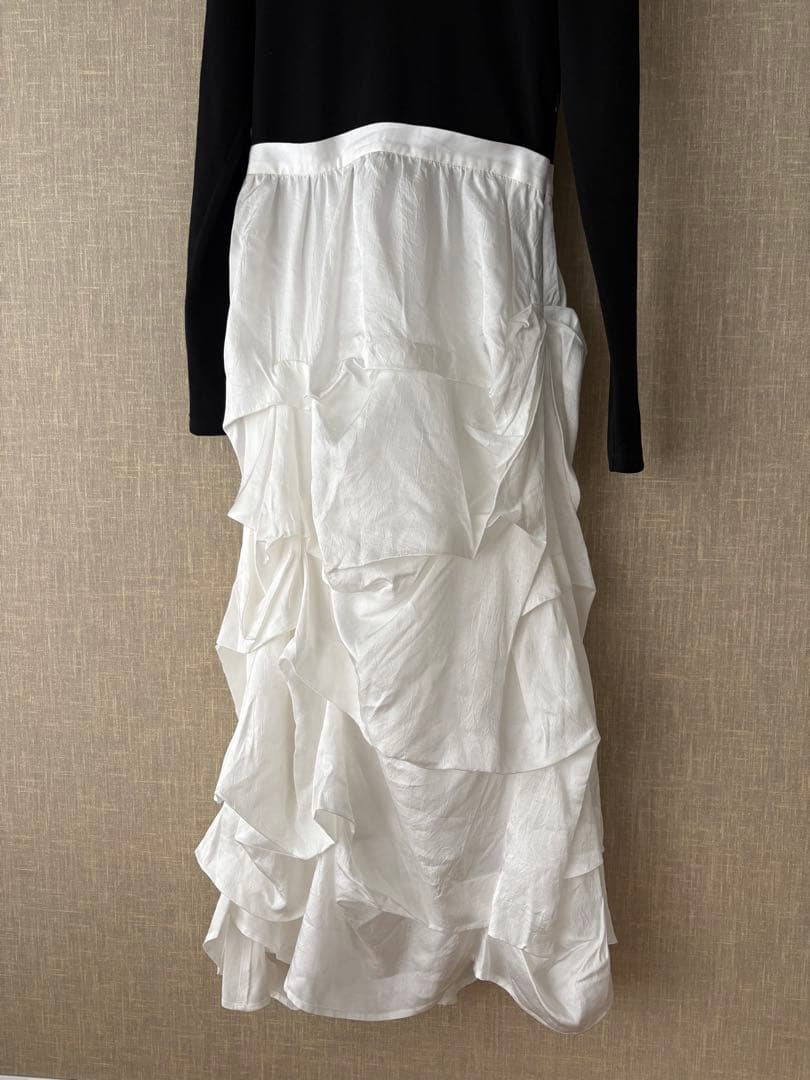 ORGUE オルグ｜ Tuck form one-piece (white M)