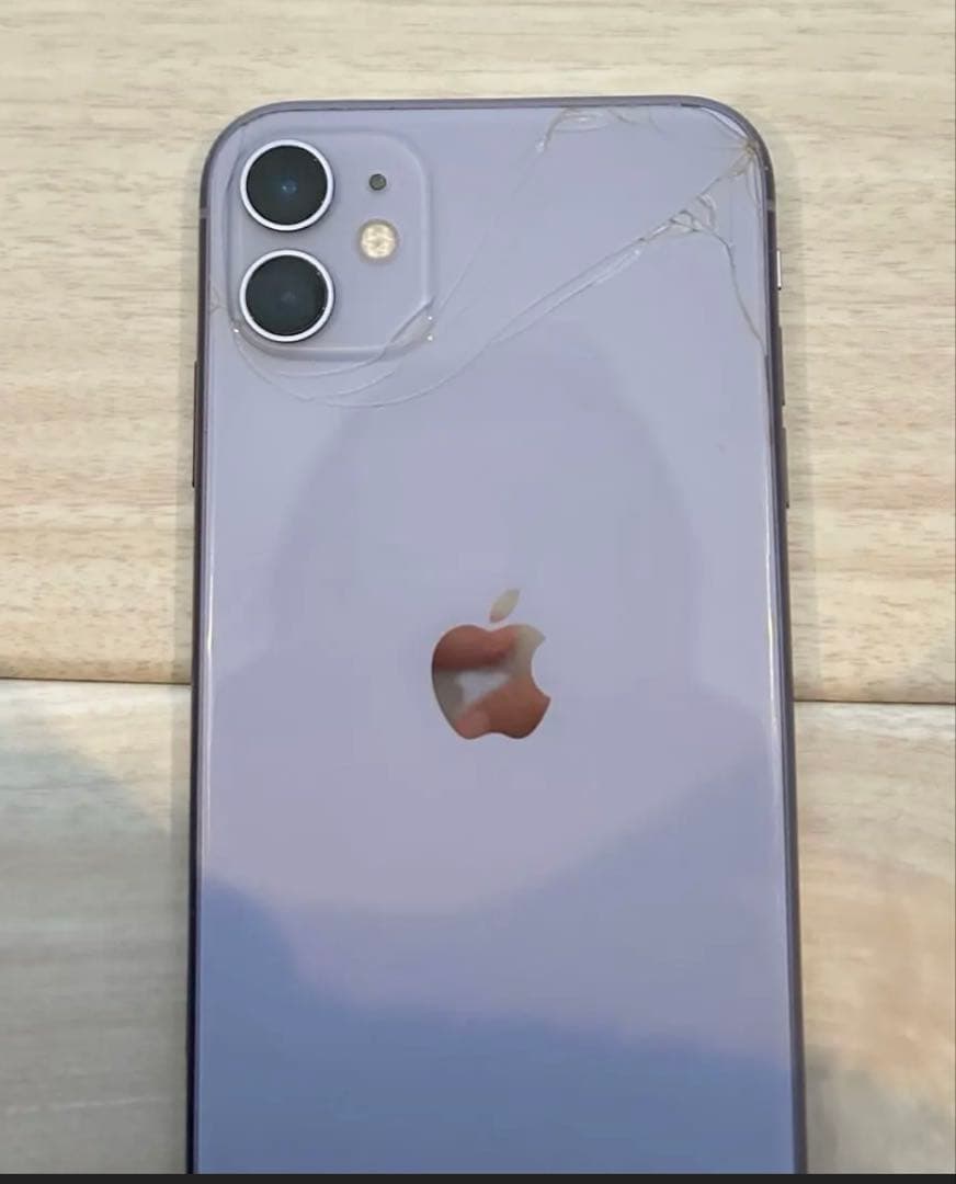 iPhone11 128GB 箱あり ケーブル付き