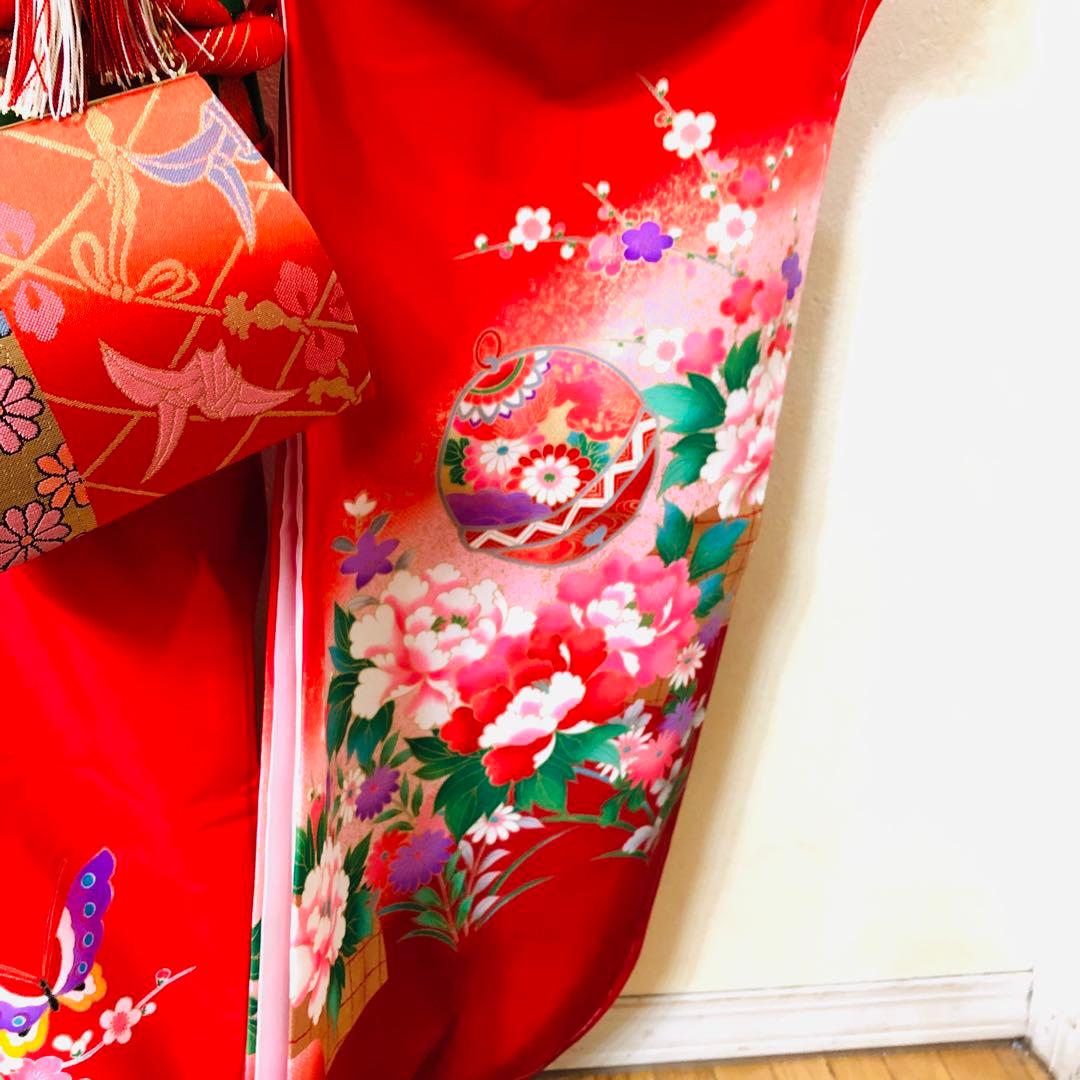 七五三七歳❣️新品着物✨赤地手毬蝶々花金彩⭐︎作り帯楽々⭐︎完全フルセット銘品