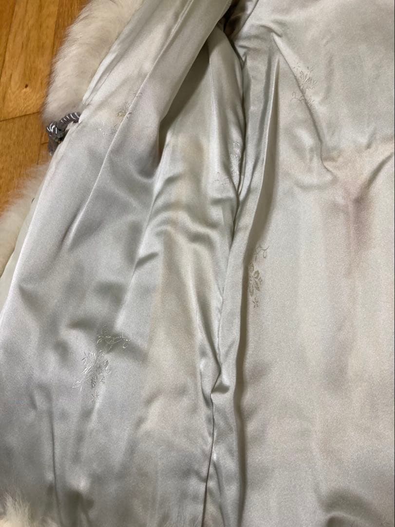 EMBA 毛皮　シルバー　ホワイトファーショートコート コート　ファー