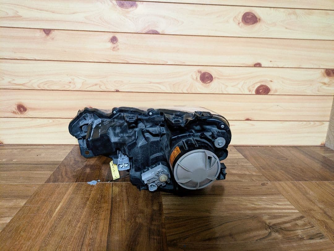 86 ZN6 イカリング シーケンシャル ヘッドライト 黄ばみ無し