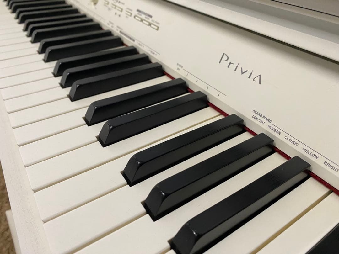 電子ピアノ　CASIO PX-760 コンパクト設計♪