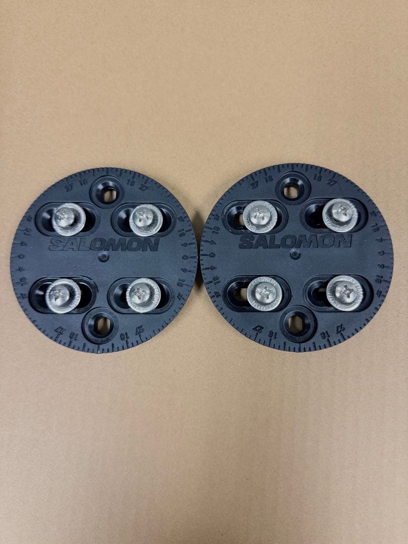 スノーボード SALOMON HOLOGRAM M SIZE 25/25