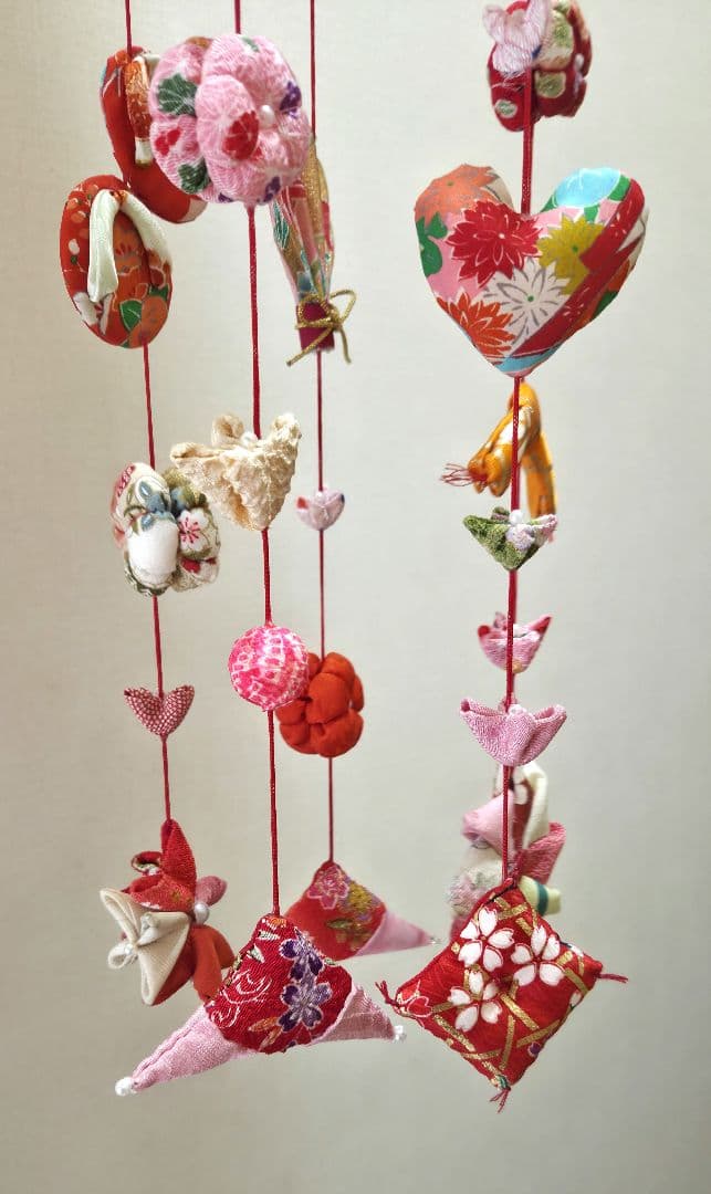 ひな祭り 吊るし雛 つるし飾り 桃の節句 ちりめん細工 縁起物 魔除け 厄除け