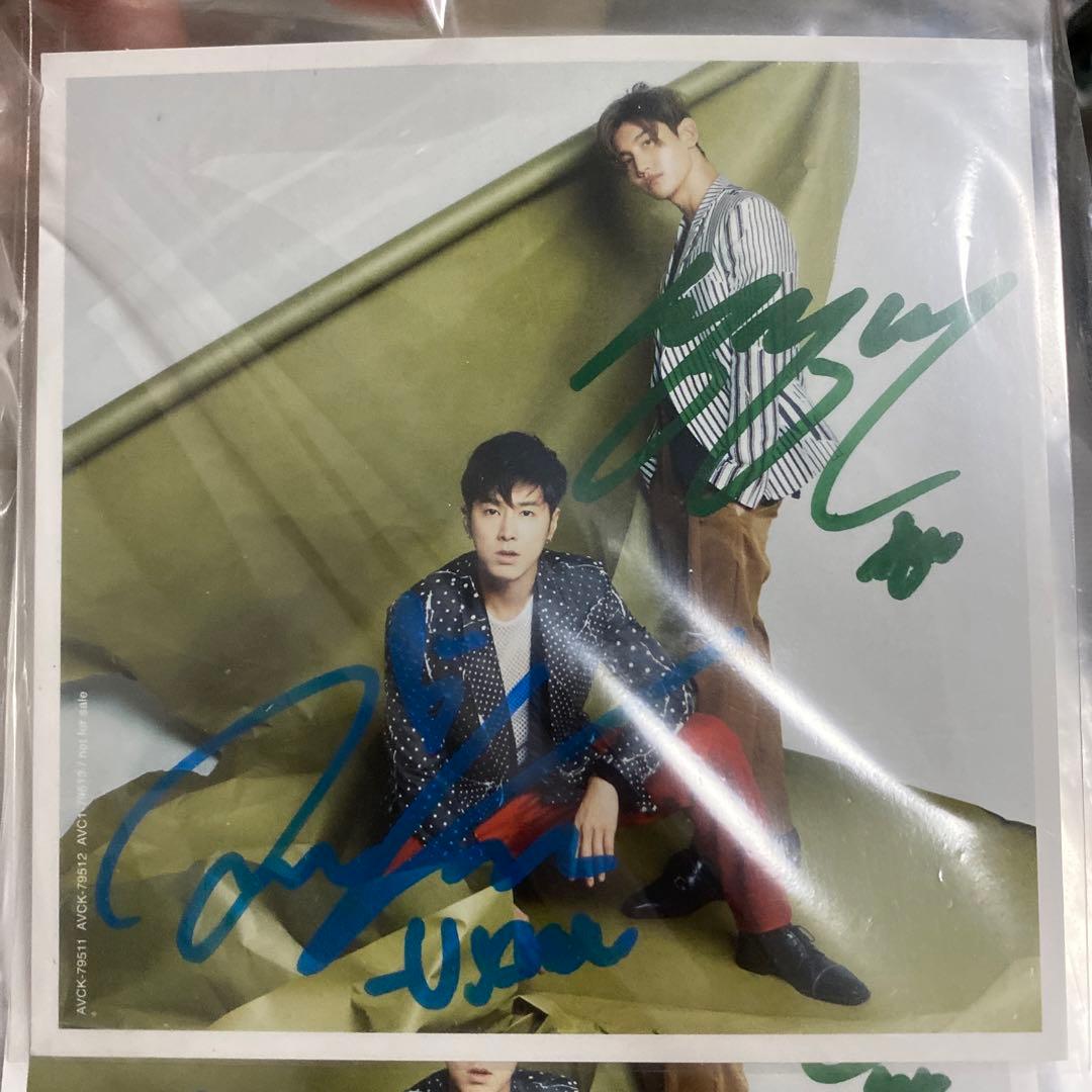 東方神起　サイン　直筆　ジャケカ　セット