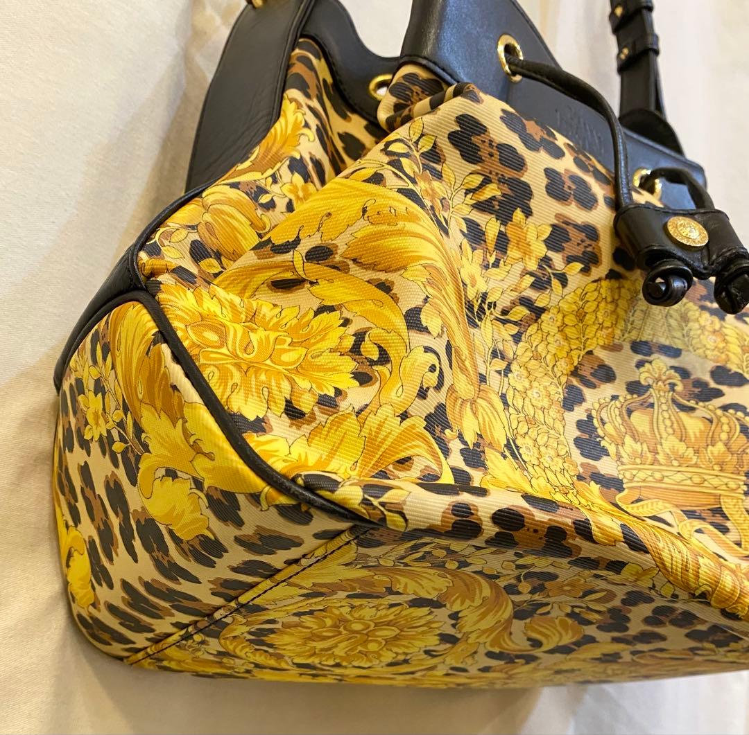 抹*)様 GIANNI VERSACE ショルダーバッグ レオパード柄