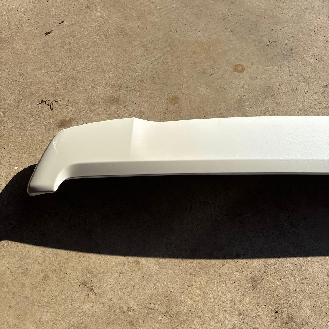 ヴォクシー　80 リアスポイラー