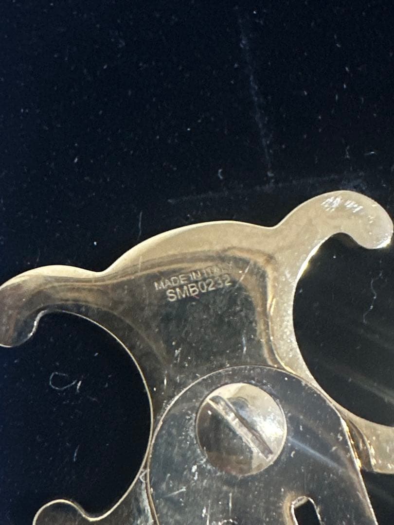 sr セリーヌ　アクセサリー　ヘアクリップ　目立つ汚れ傷あり