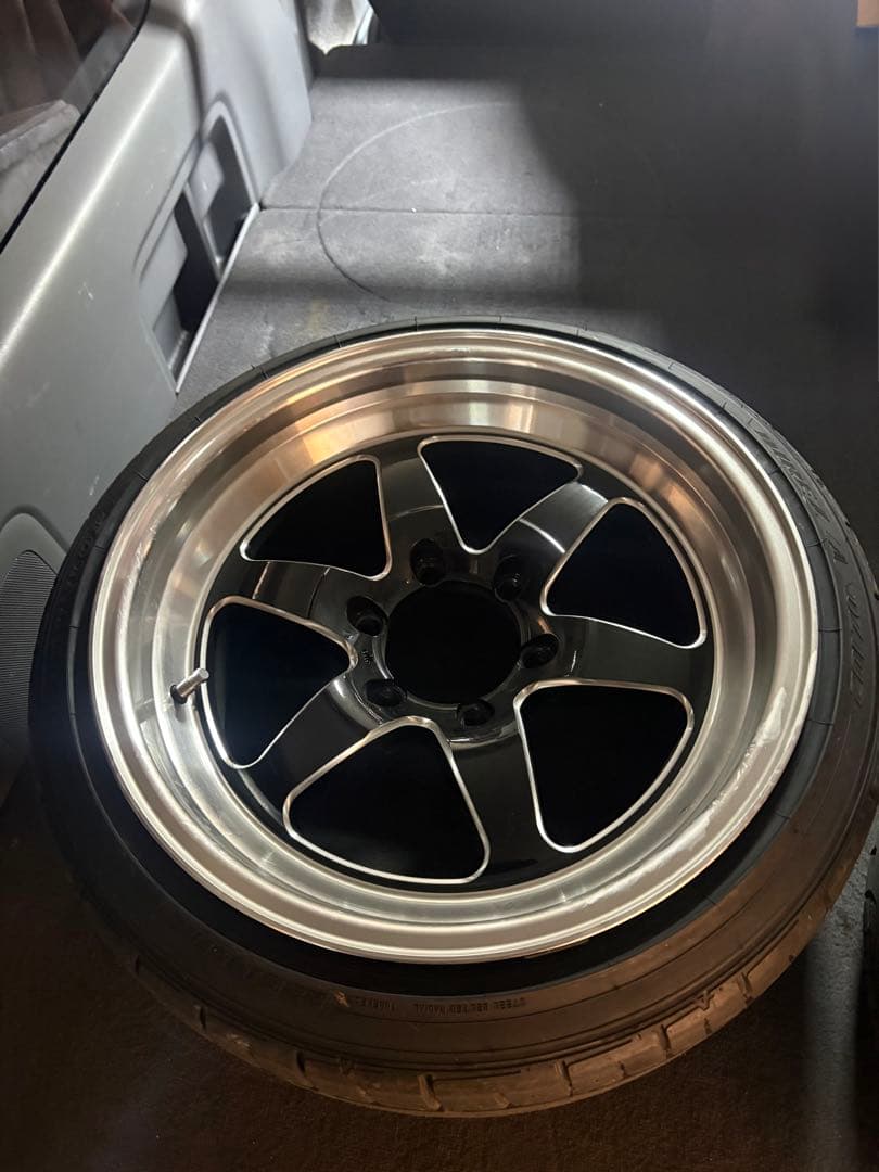 ハイエース18インチ ブラック シルバー ホイール美品‼️