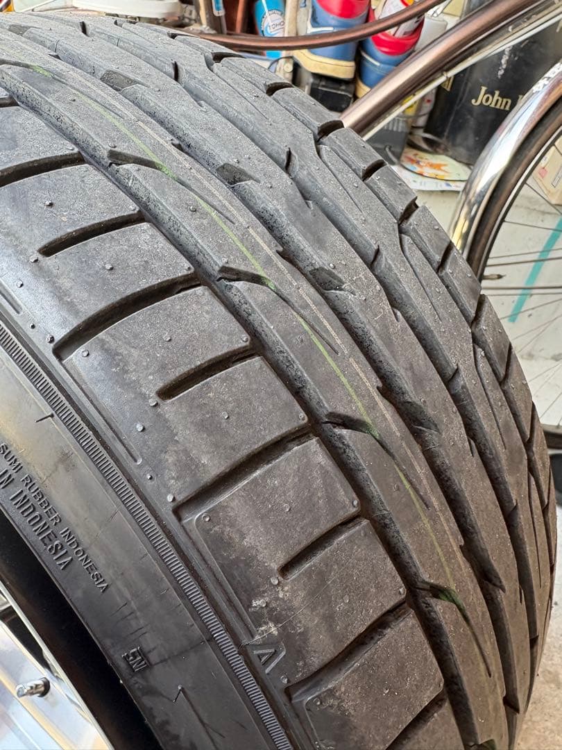 ハイエース18インチ ブラック シルバー ホイール美品‼️