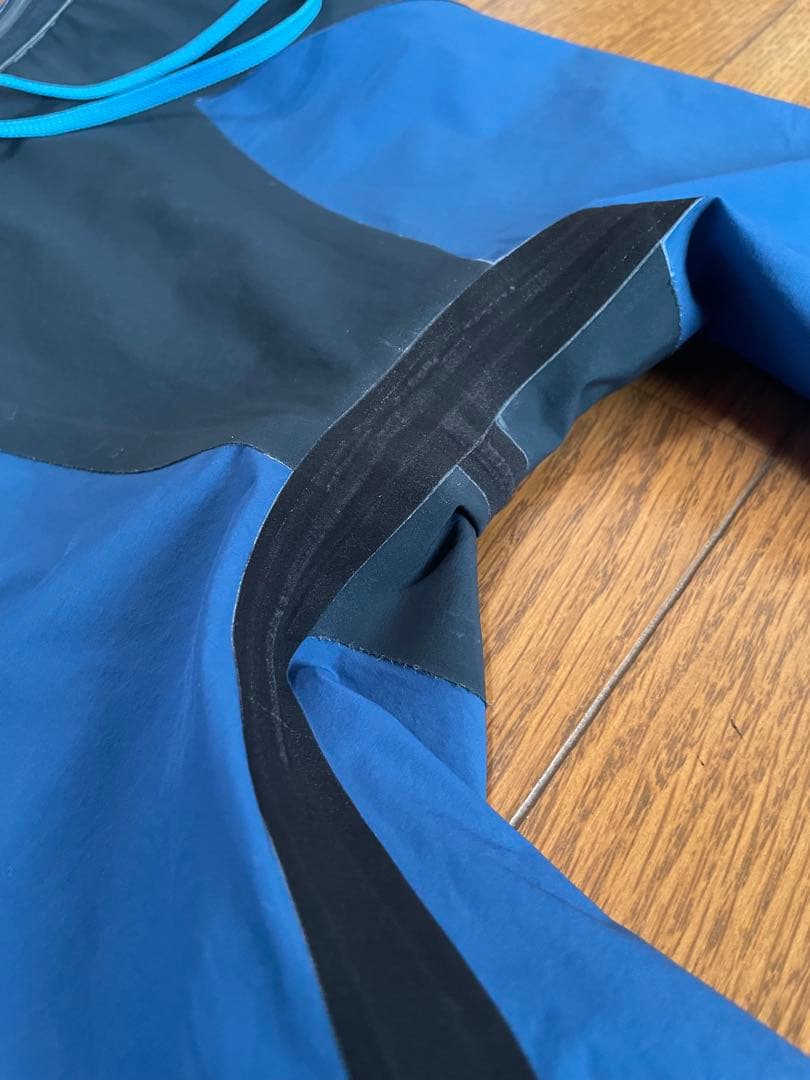 アクアフォースストームMF SSサイズ　競泳水着