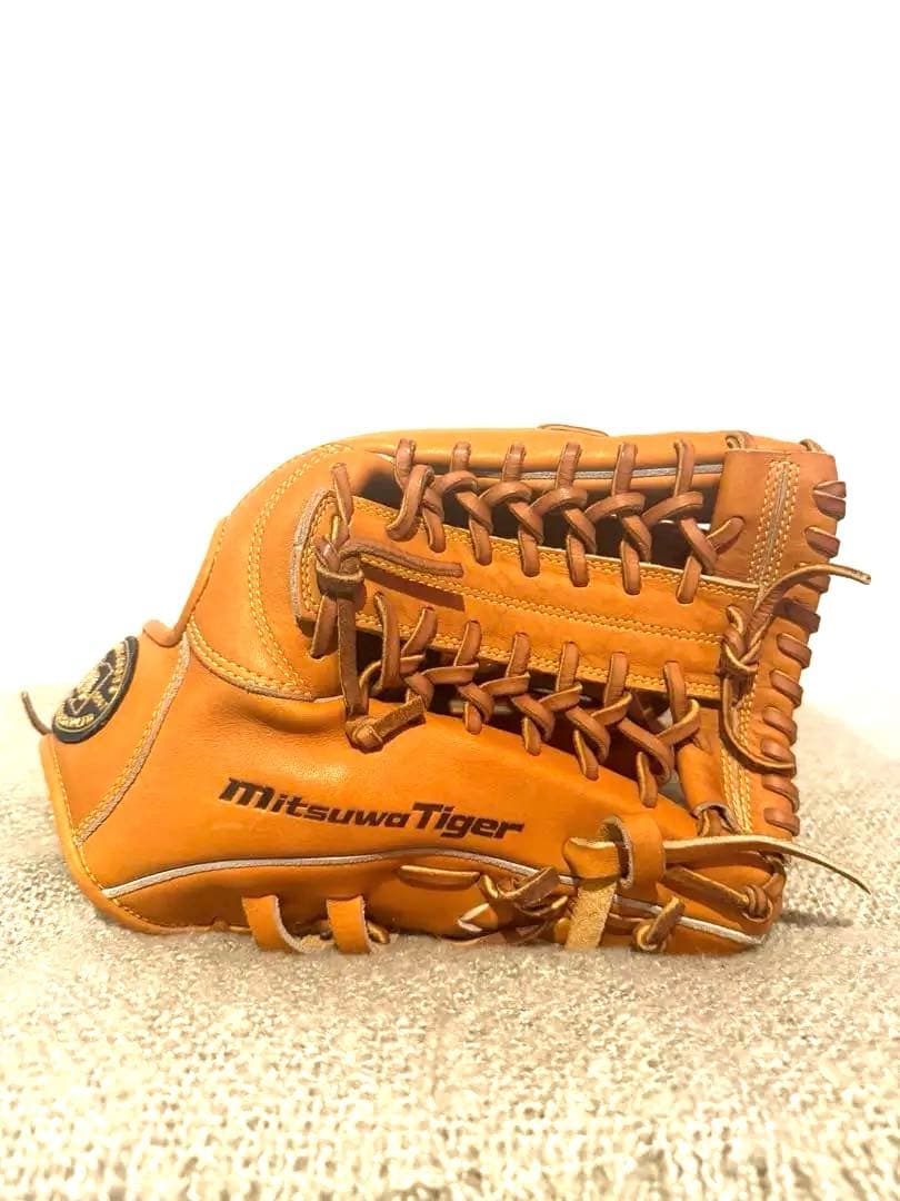 Mitsuwa Tiger ミツワタイガー　軟式グローブ外野用