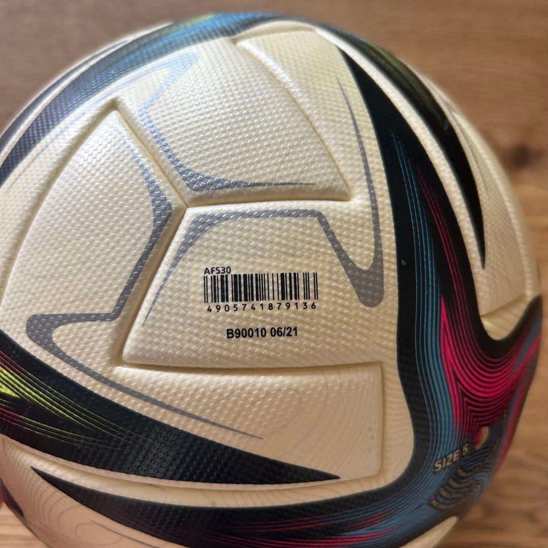 アディダス　サッカーボール　なでしこリーグ サイン入り JFA 5号球