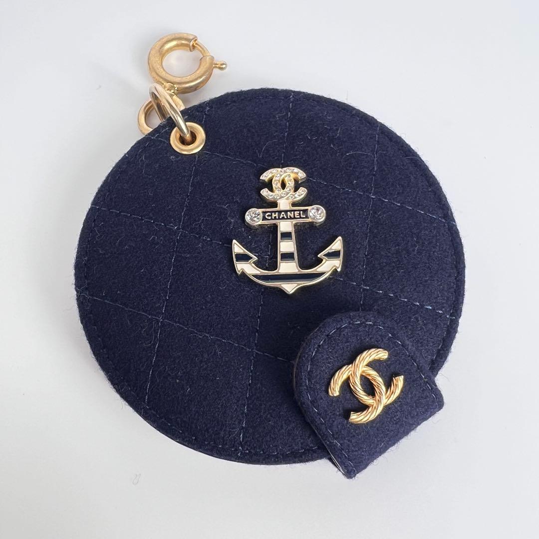 【極美品】シャネル　パリ ハンブルク チャーム ウール ポケットミラー