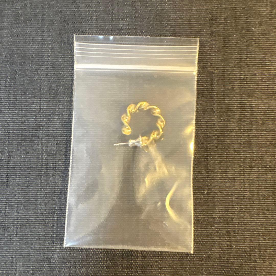 クロムハーツ 片耳ピアス